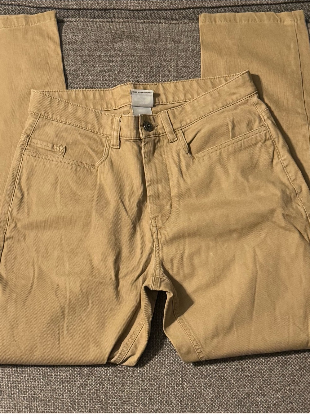 The North Face Men’s Classic Tan Straight-Leg Pants Size 30